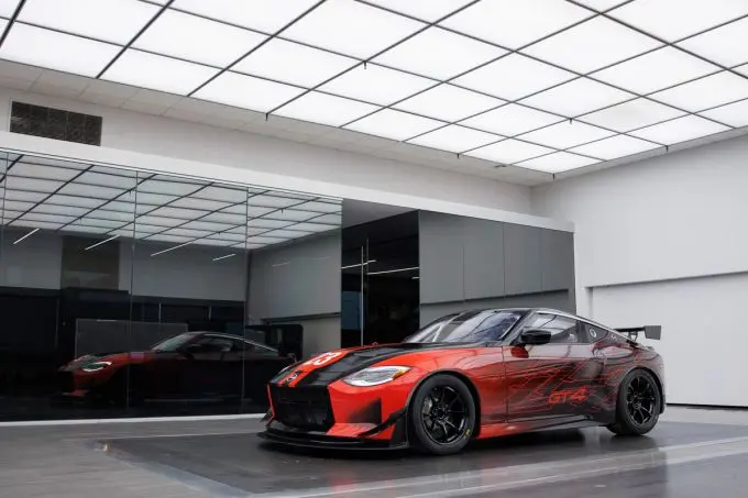 nissan z gt4 11