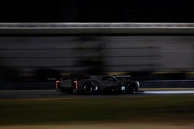 nr01 m nachtraining daytona 142641939 3637308579680701 8521742122660596191 o