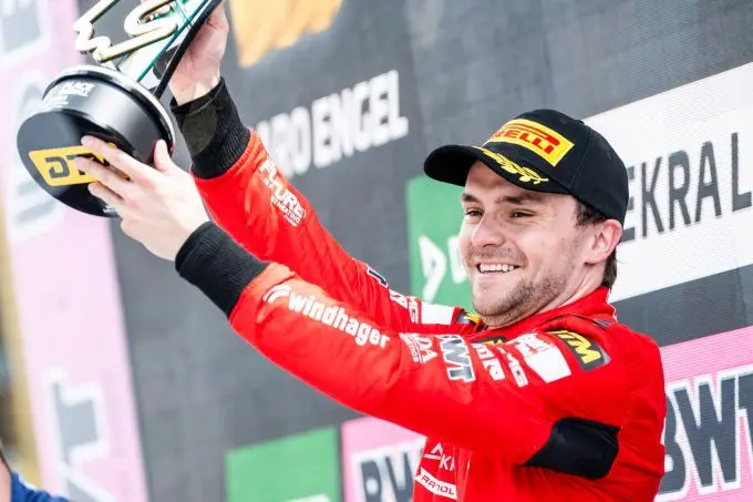 nr22 lucas auer aut mercedes amg gt3 mercedes amg team landgraf dtm225 052413402601446mc