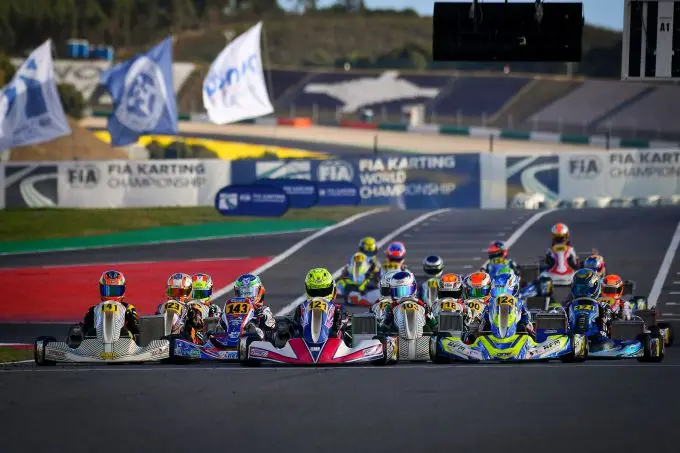 nummer 121 ean eyckmans aan kop bij start