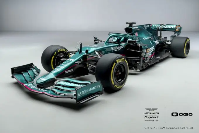 ogio aston martin cognizant f1 team amr21