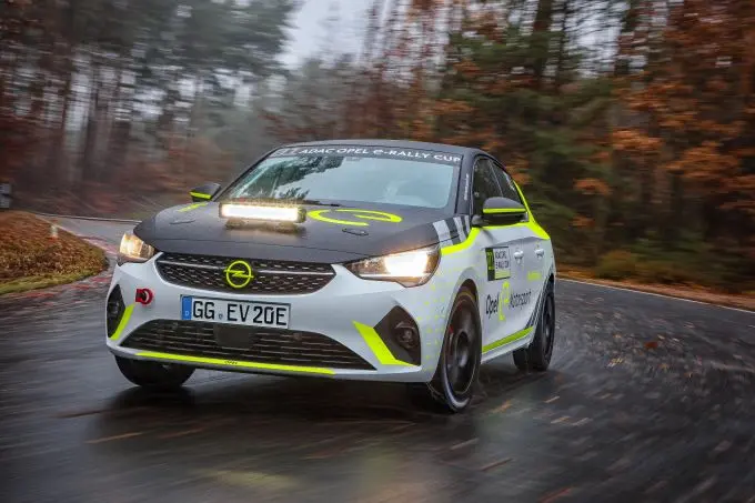 ontwikkeling opel corsa e rally op schema 1 1