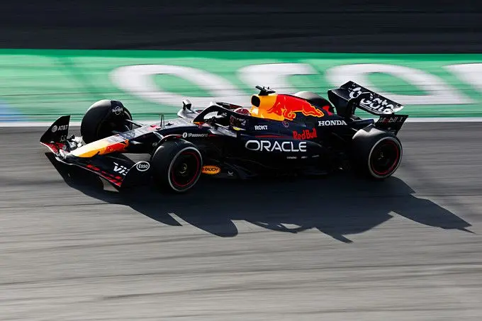 oracle max verstappen img 1968