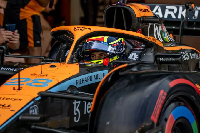 oscar piastri mclaren