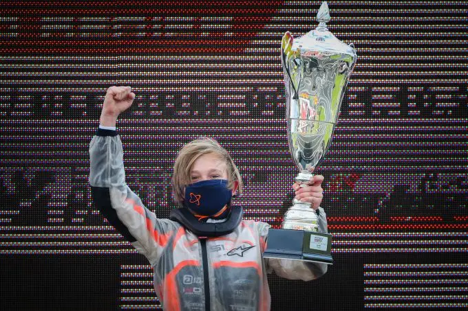 overwinning sacha van t pad bosch podium