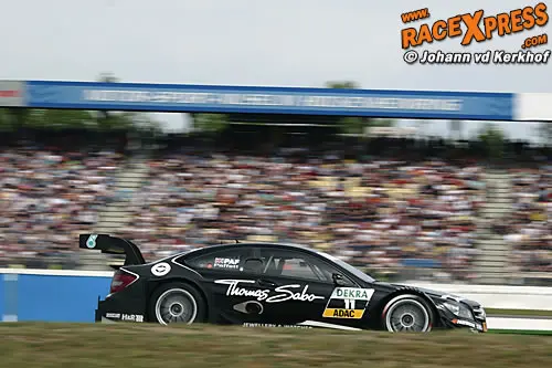 p4296307 dtm mercedes paffet race