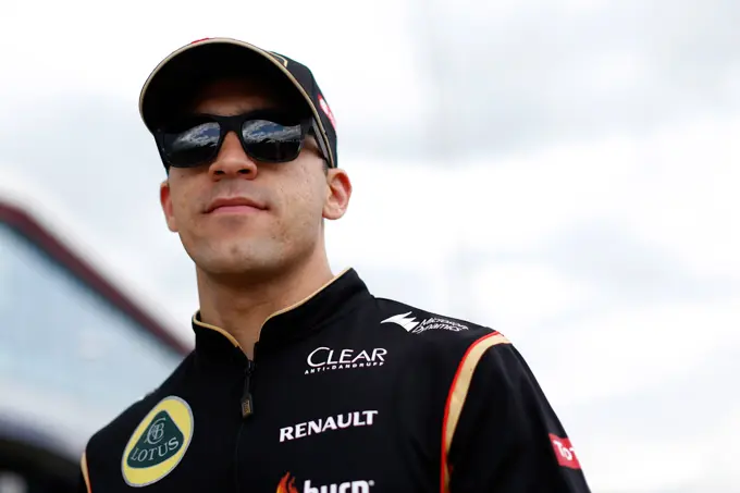 pastor maldonado lotus