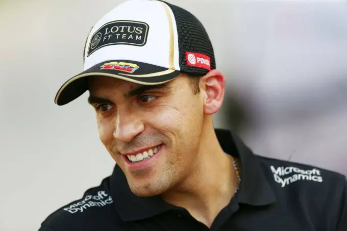 pastor marldonado renault f1