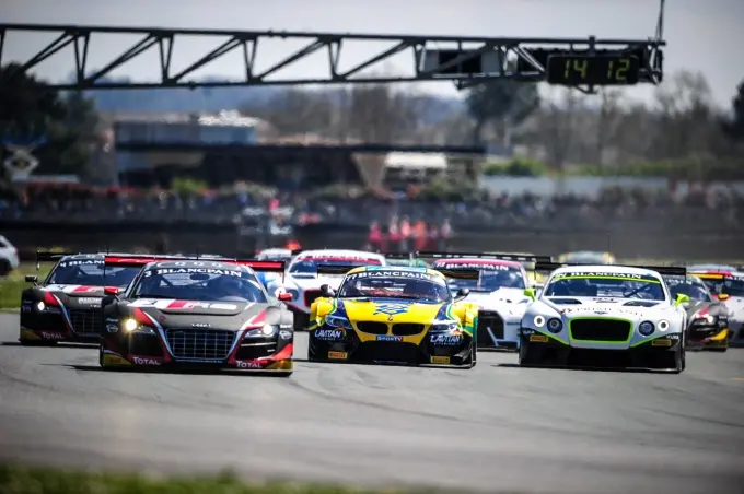 persbericht finaleraces2015 pre1 1 vsa