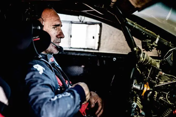 peterhansel peugeot