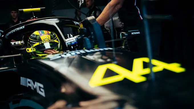 petronas mercedes amg f1 m387899
