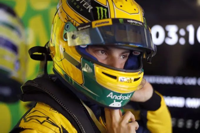 piastri senna helm