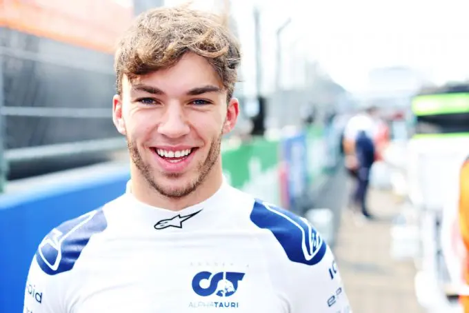 pierre gasly smile