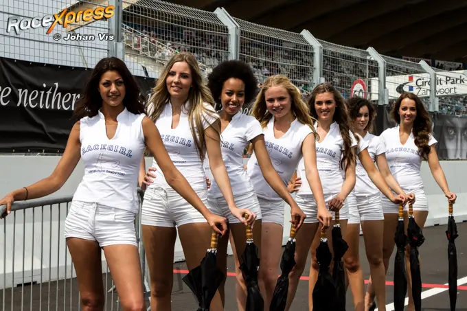 pinksterraces 2014 gridgirls 1