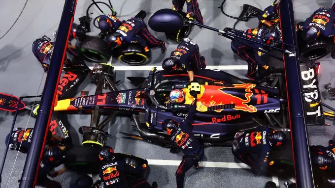 pitstop perez singapore