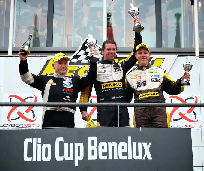 podium clio cup pim van riet melvin de groot en marcel dekker