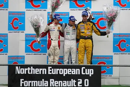 podium fr nec