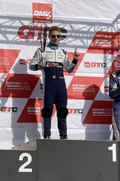podium milan de laet