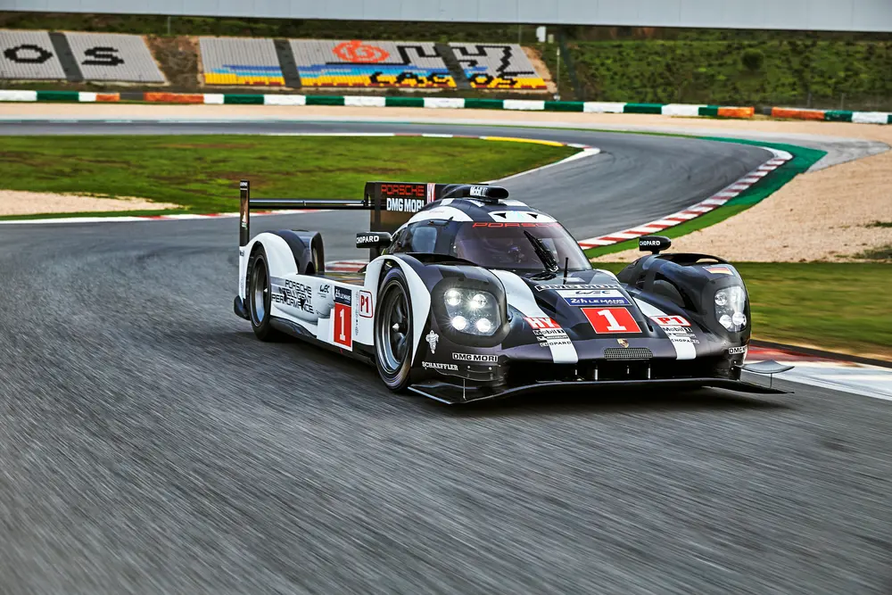 porsche 02