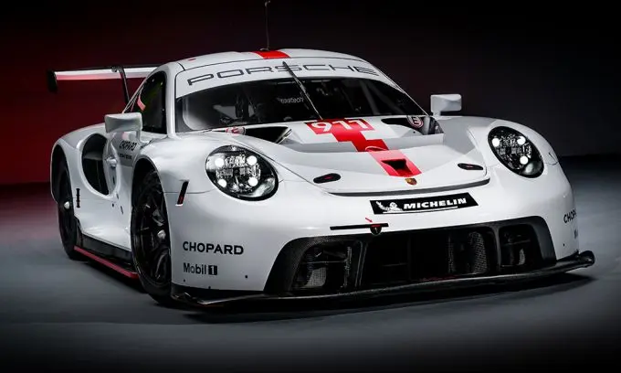 porsche 911 rsr 1