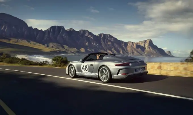 porsche 911 speedster met heritage design pakket 1