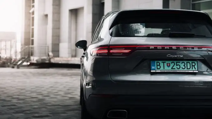 porsche cayenne