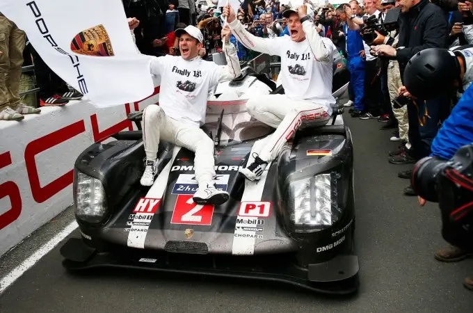 porsche le mans win 2016