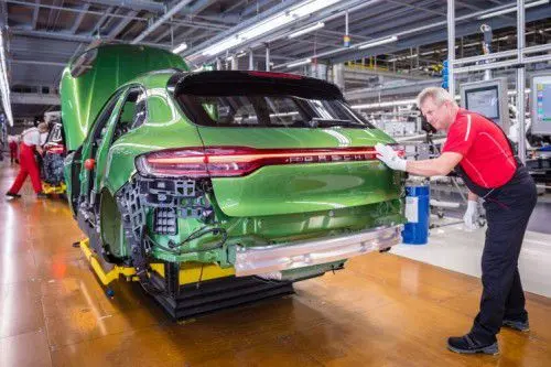 porsche produktionsstartneuermacan