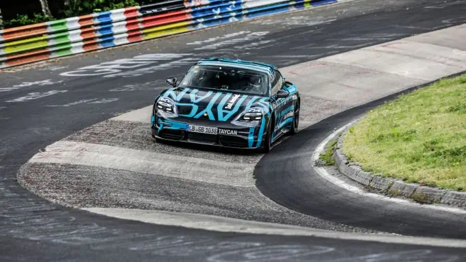 porschetaycansnelsteopnuumlrburgring nordschleife kombocht 6 209877