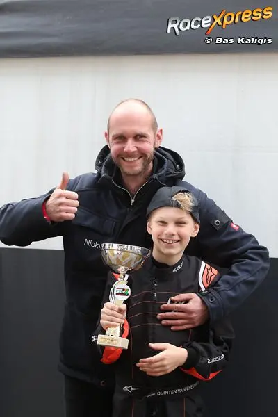 quinten winnaar quinten van leeuwen met teambaas nick de bruijn imgm5600