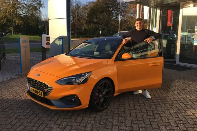 racetalent rinus veekay gaat voor focus st