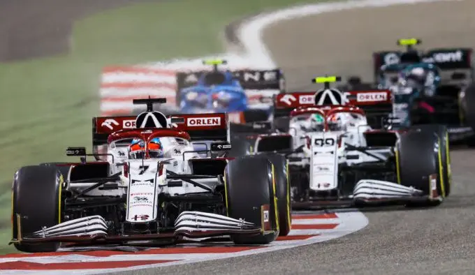raikkonen giovinazzi 1