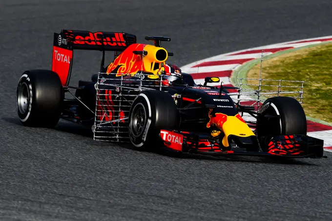 red bull danill kvyat