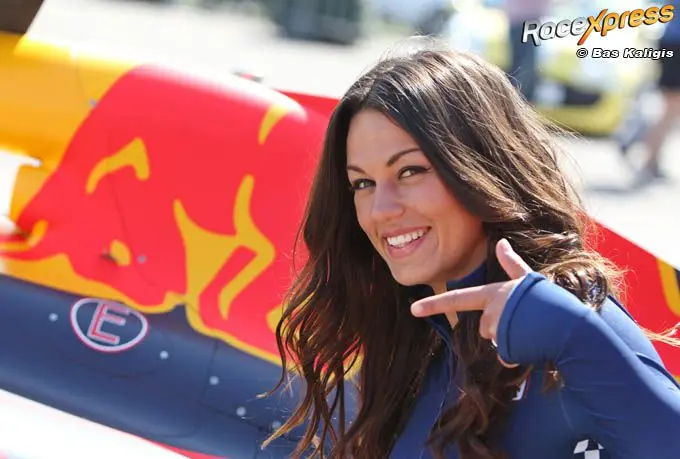red bull max verstappen babe rx 680 id0g2131a