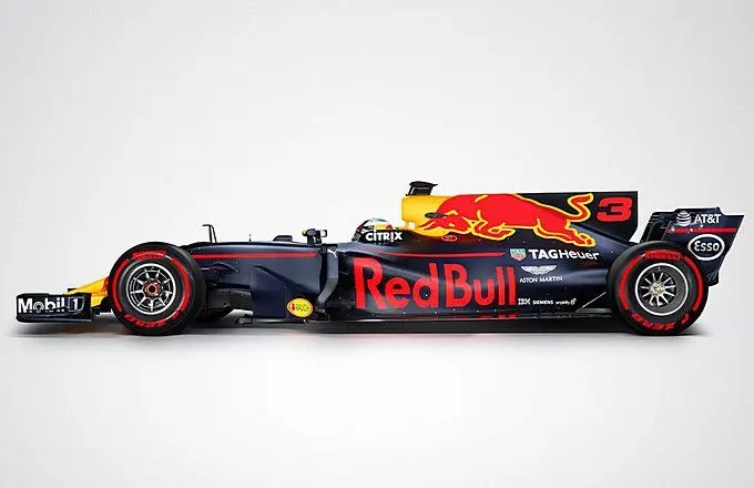 red bull met rugnummer daniel ricciardo