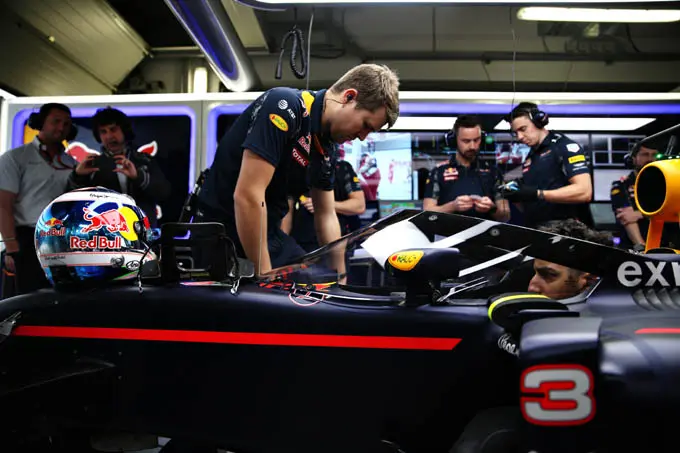 red bull racing aeroscreen pits rx