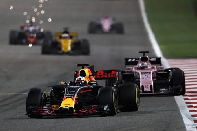 red bull racing bahrein raceday
