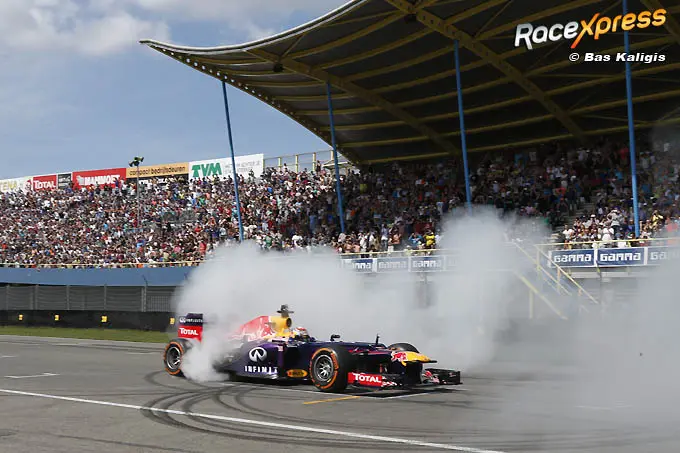 red bull racing f1 in assen z6o0180