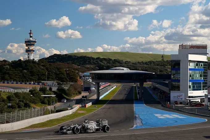 red bull racing jerez test
