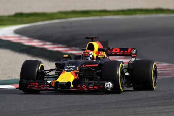 red bull racing max verstappen f1 2