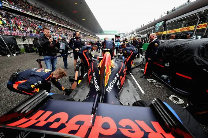 red bull racing rearwing