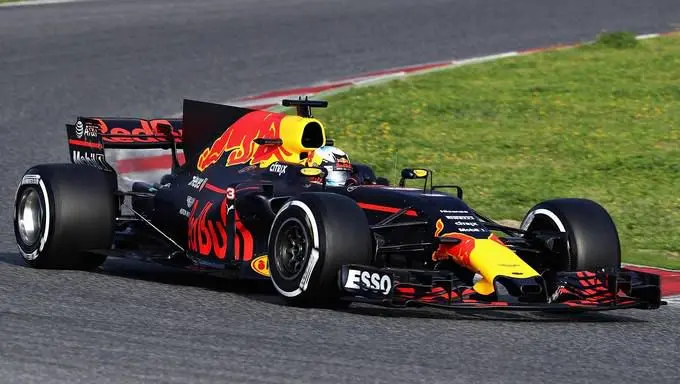red bull rb13 daniel ricciardo rx 680 1
