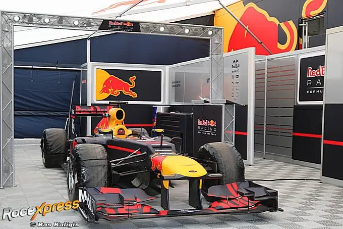 red bull rb8 mv a81f6954