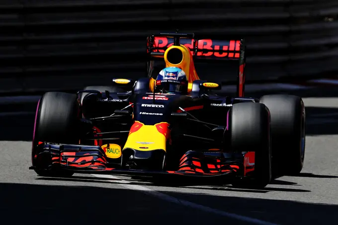 red bull tag heuer renault f1