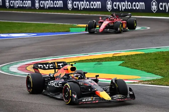 red bull voor ferrari imola 2022 si202204240505 hires jpeg 24bit rgb 1