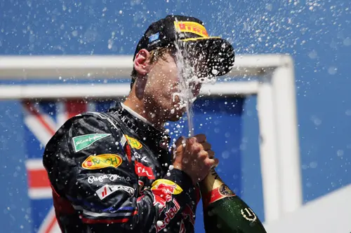 redbull vettel champagne rx 500