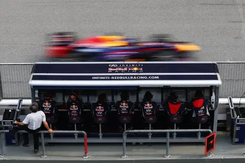 redbullpitwall rx500