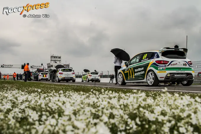 renault clio benelux cup