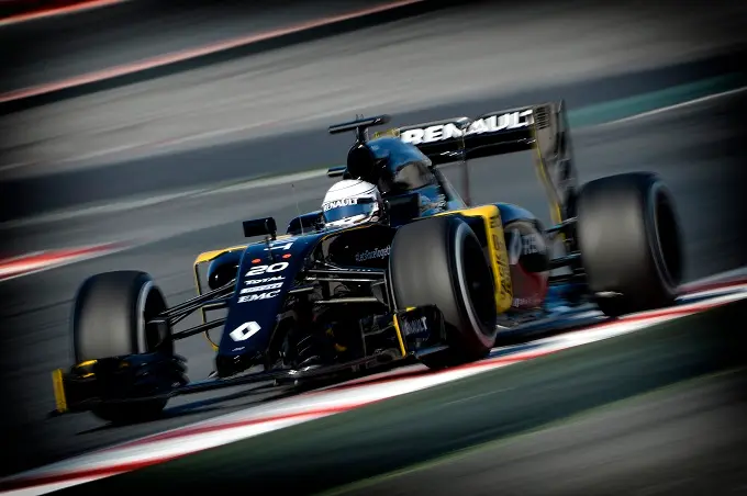 renault f1 kevin magnussen