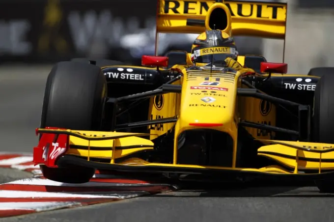 renault f1 team 2010